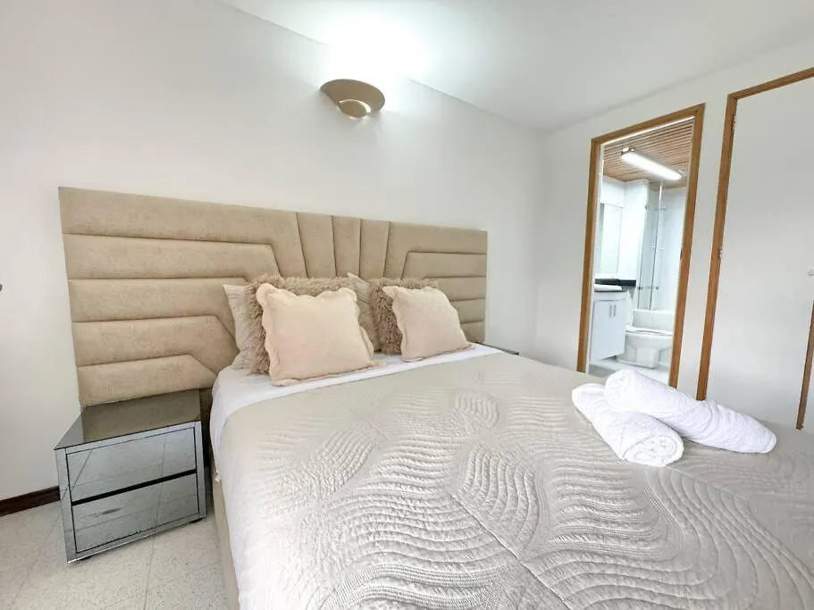 Апартаменты Exclusivo Apartamento En Poblado Con Ac A 1 Min Provenza Медельин
