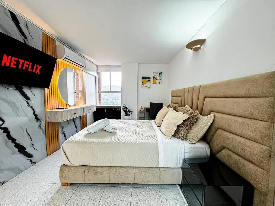 Апартаменты Exclusivo Apartamento En Poblado Con Ac A 1 Min Provenza Медельин